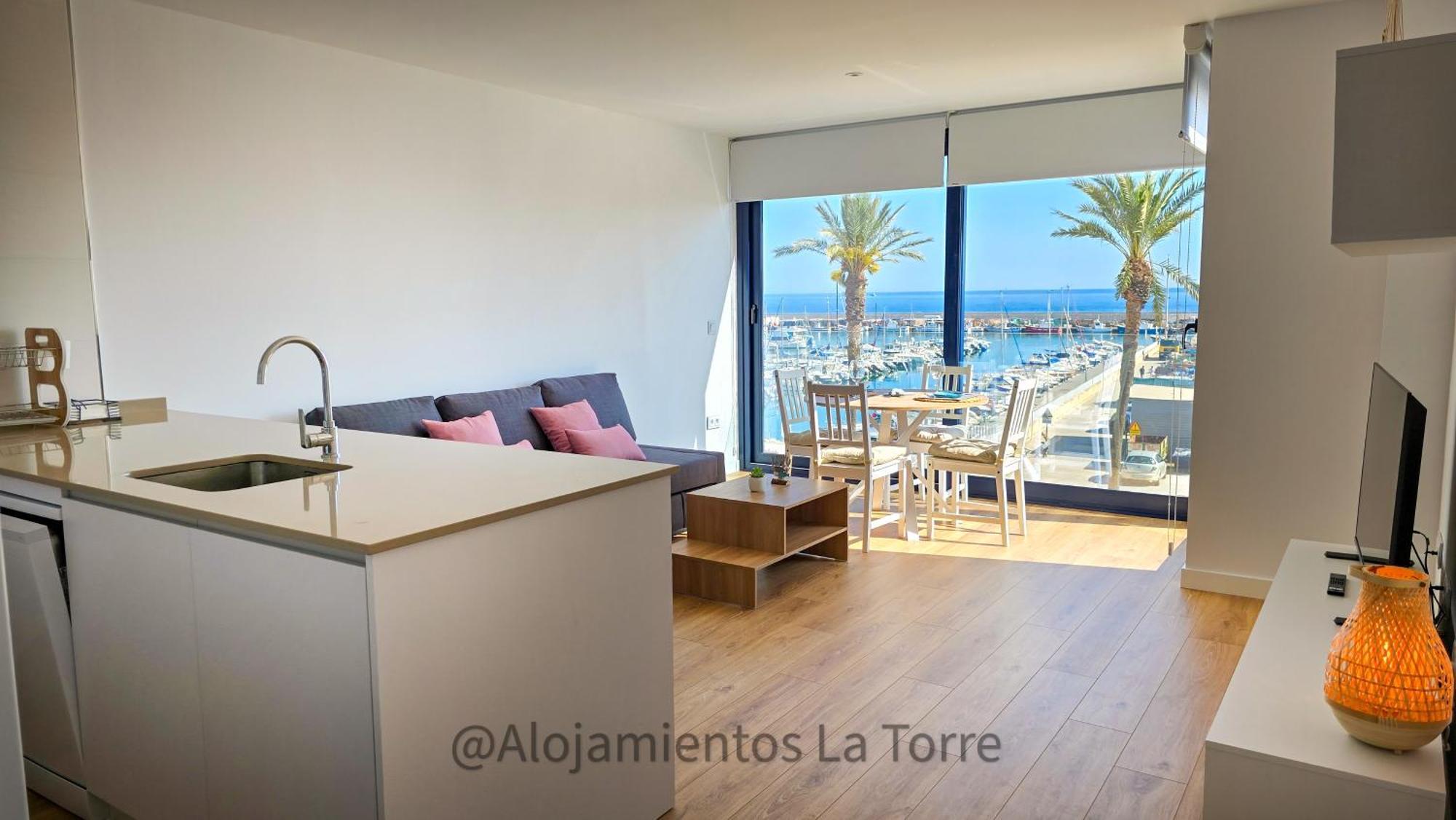 Puerto Caleta Dream - Alojamientos La Torre Калета-де-Велес Экстерьер фото