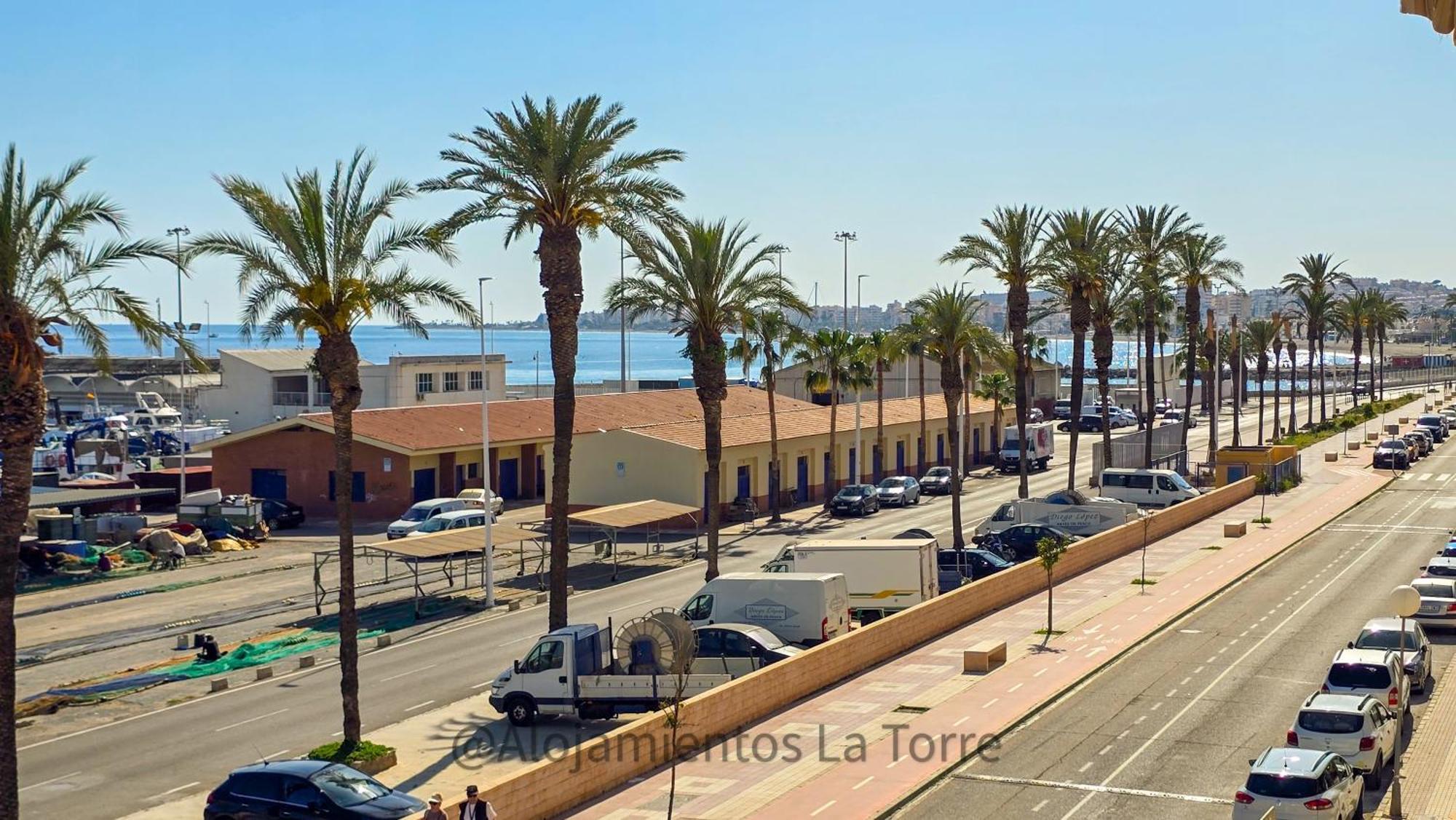 Puerto Caleta Dream - Alojamientos La Torre Калета-де-Велес Экстерьер фото
